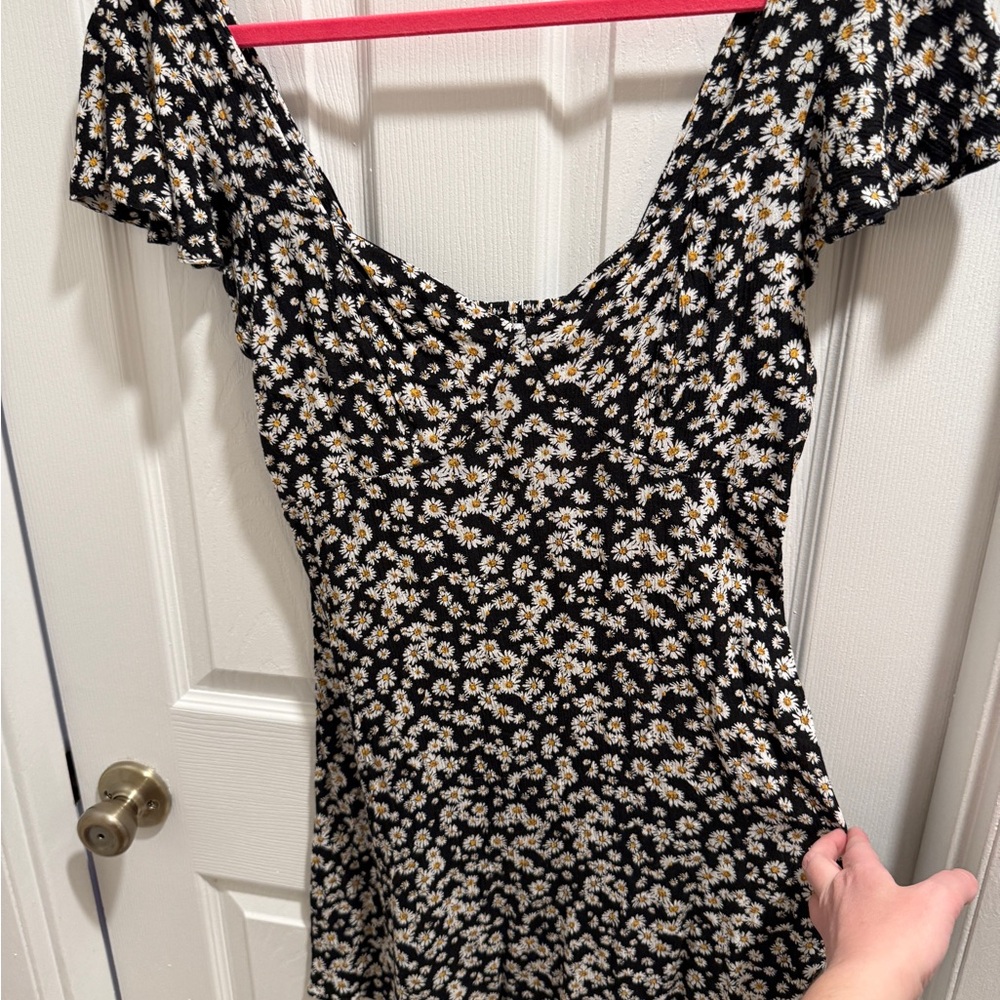 Hurley Black Mini Dress with White & Yellow Daisy Print